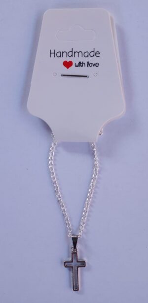 Zilverkleurig kruisje 'open' aan ketting