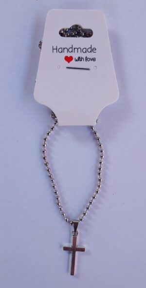 Zilverkleurig kruisje 'massief' aan ketting